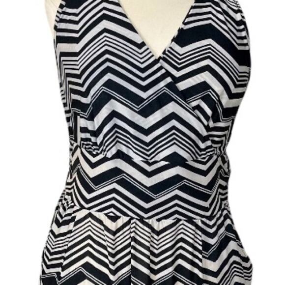 French Connection NEW Black Tan Chevron Surplice Wide Waistband Maxi Dress 1X - Picture 9 of 11